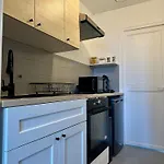 Douce Parenthese Apartment *