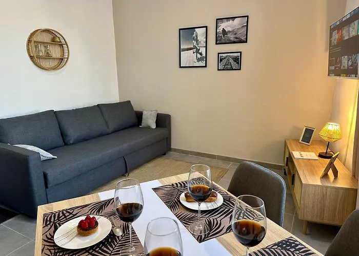 Douce Parenthese قرقشونه